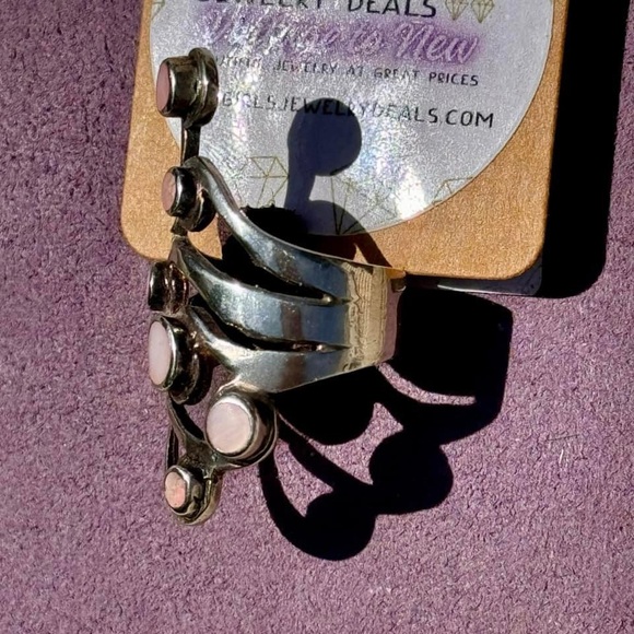 Vintage Sterling Silver Pink Mother of Pearl Asymmetrical Swirl Ring - Picture 4 of 4